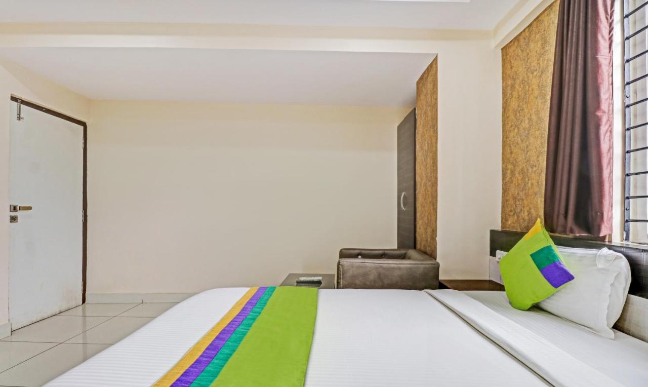 Fabhotel Rotano Suites - Yelahanka Бенґалуру Екстер'єр фото