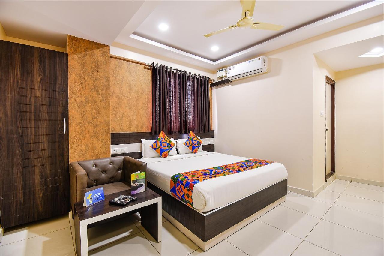 Fabhotel Rotano Suites - Yelahanka Бенґалуру Екстер'єр фото
