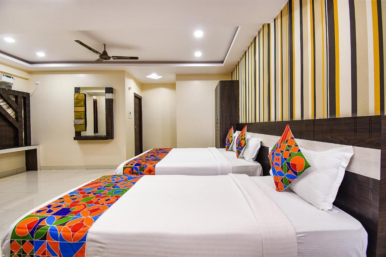 Fabhotel Rotano Suites - Yelahanka Бенґалуру Екстер'єр фото