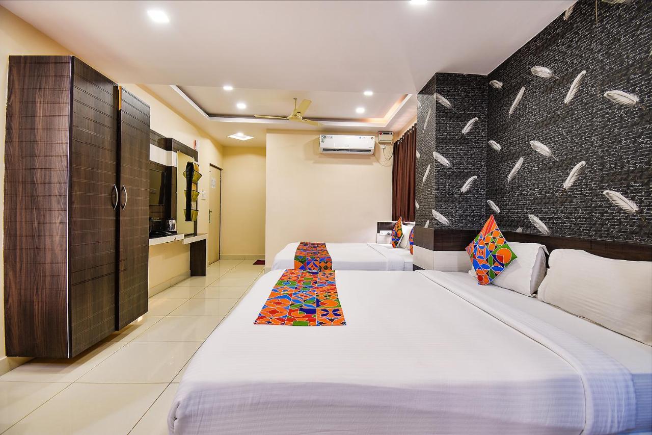 Fabhotel Rotano Suites - Yelahanka Бенґалуру Екстер'єр фото