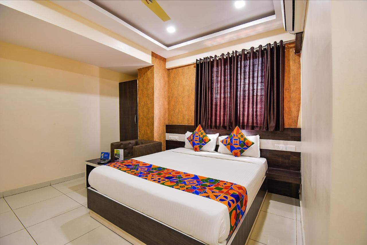 Fabhotel Rotano Suites - Yelahanka Бенґалуру Екстер'єр фото