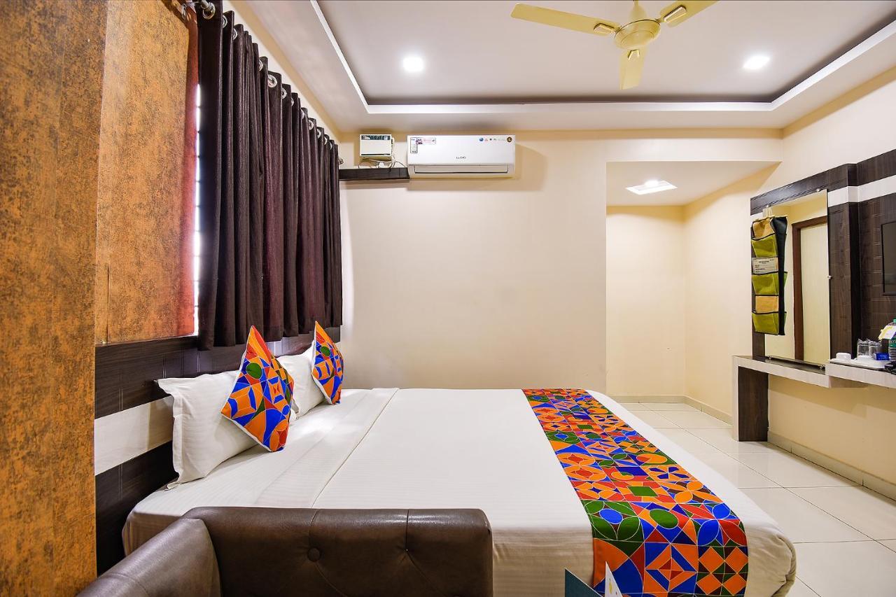Fabhotel Rotano Suites - Yelahanka Бенґалуру Екстер'єр фото