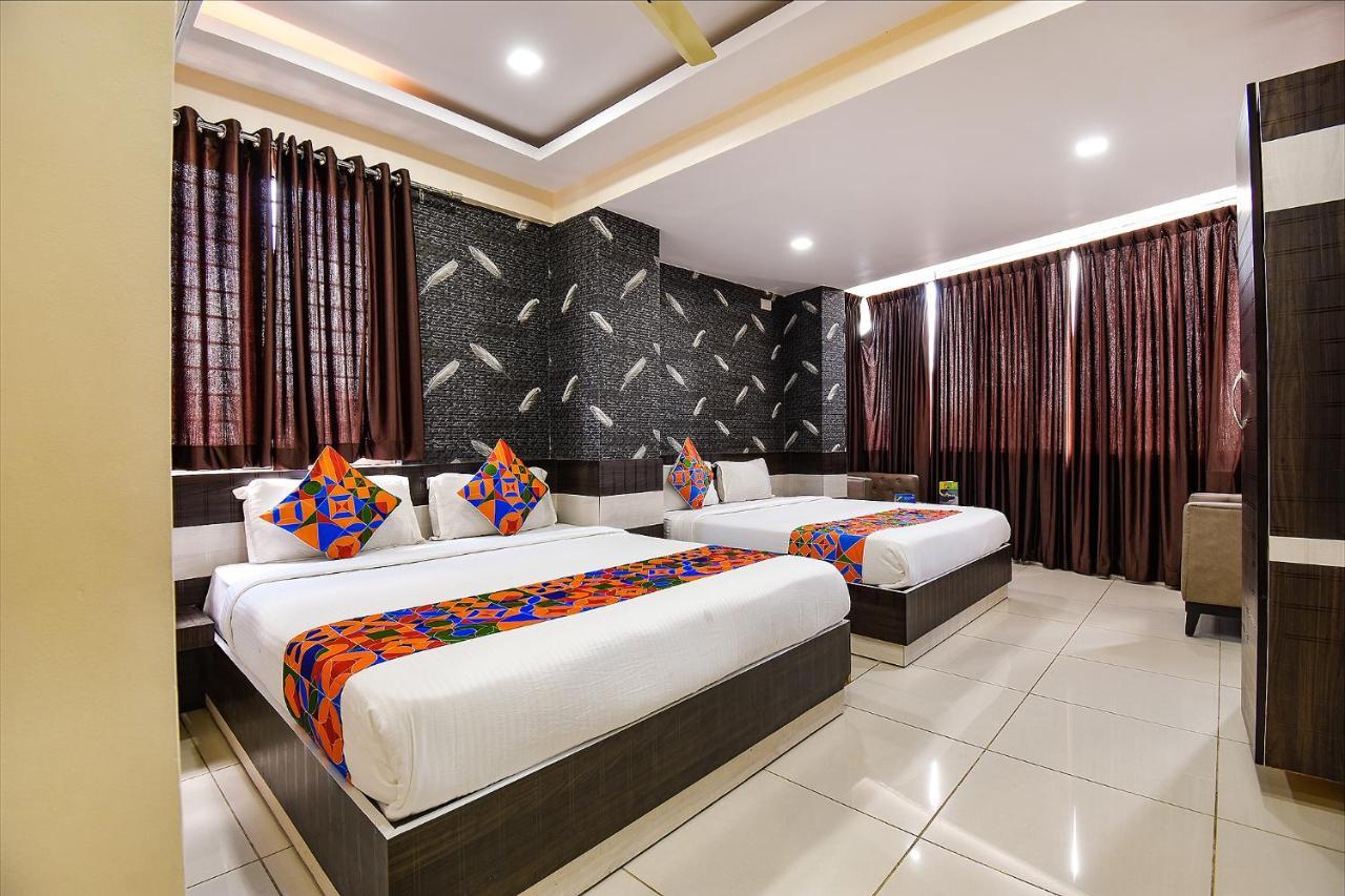 Fabhotel Rotano Suites - Yelahanka Бенґалуру Екстер'єр фото